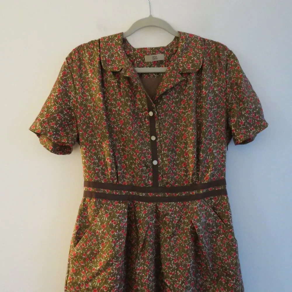 Floral Button-Up Dress - Picture 9 of 16
